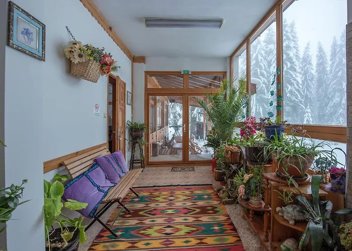 ホテル Elitza パンポロボ