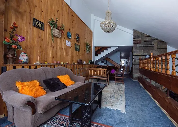 ホテル Elitza パンポロボ